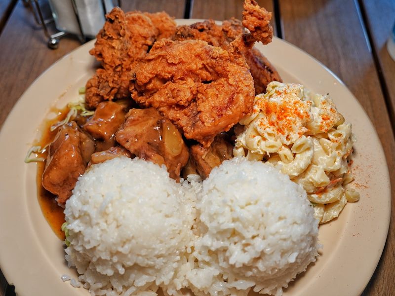 Kauai Family Restaurant food